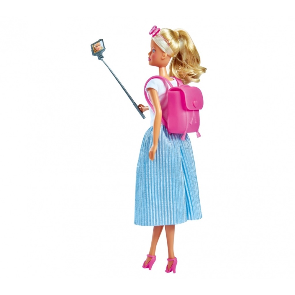 Steffi Love City Trip Blonde Doll With Selfie Stick & Backpack Set - Picture 4 of 4